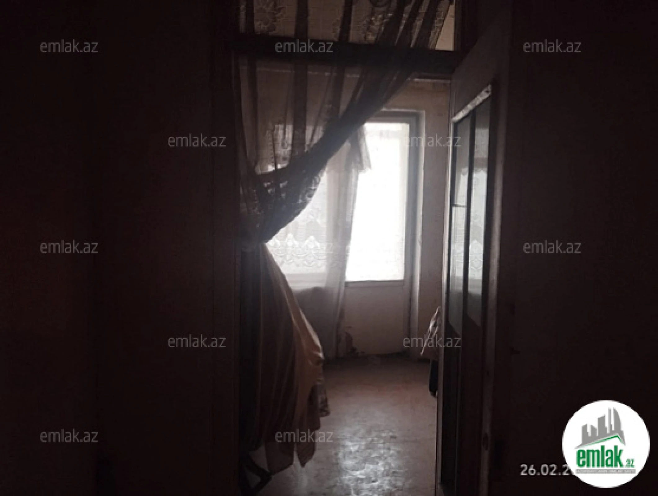 Satılır 5 otaqlı köhnə tikili 100 m²