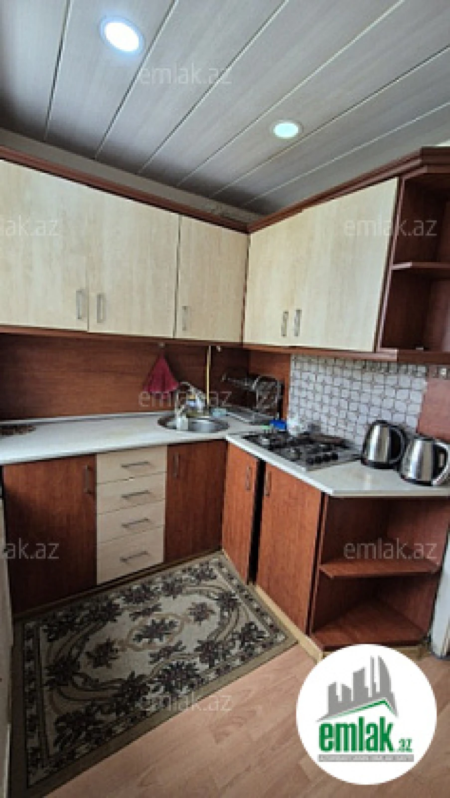 Satılır 1 otaqlı köhnə tikili 40 m²