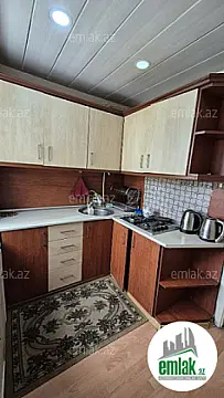 Satılır 1 otaqlı köhnə tikili 40 m²