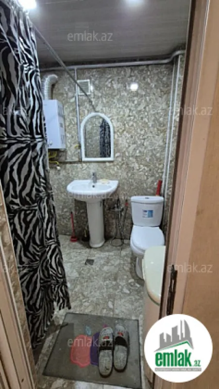 Satılır 1 otaqlı köhnə tikili 40 m²