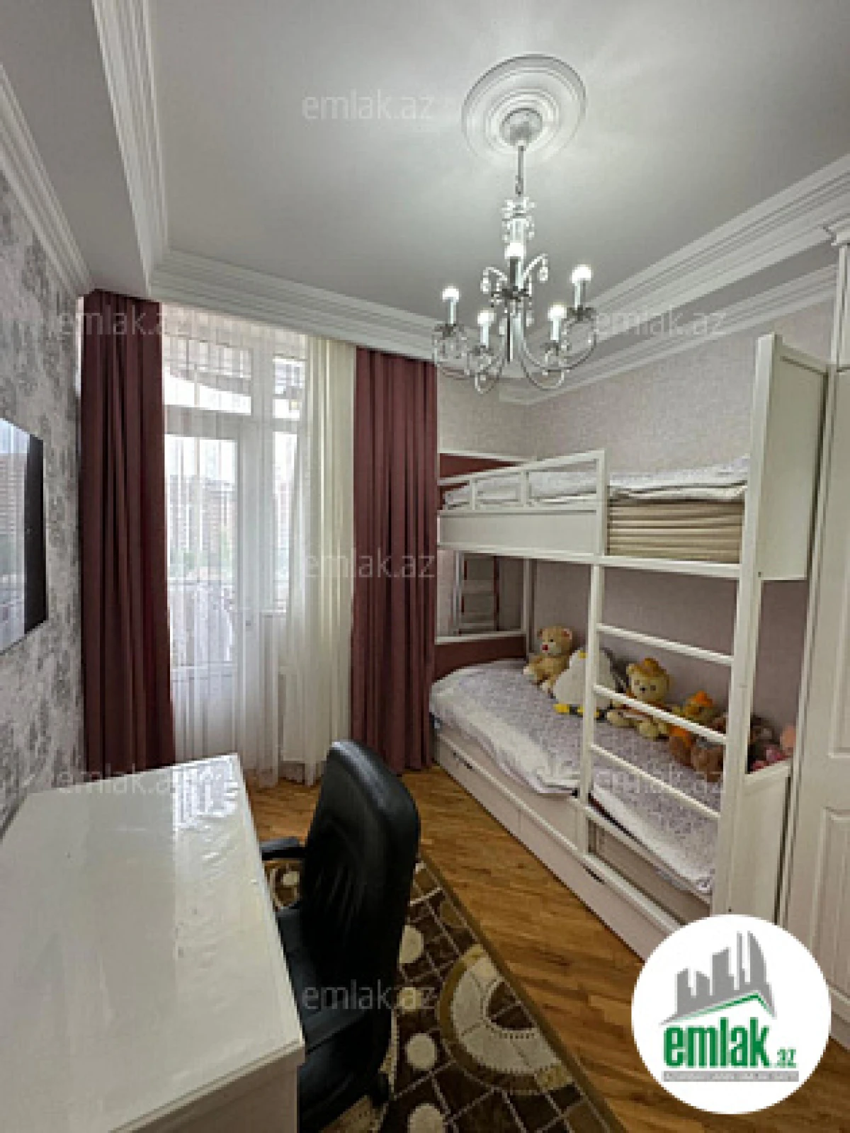 Satılır 3 otaqlı yeni tikili 80 m²