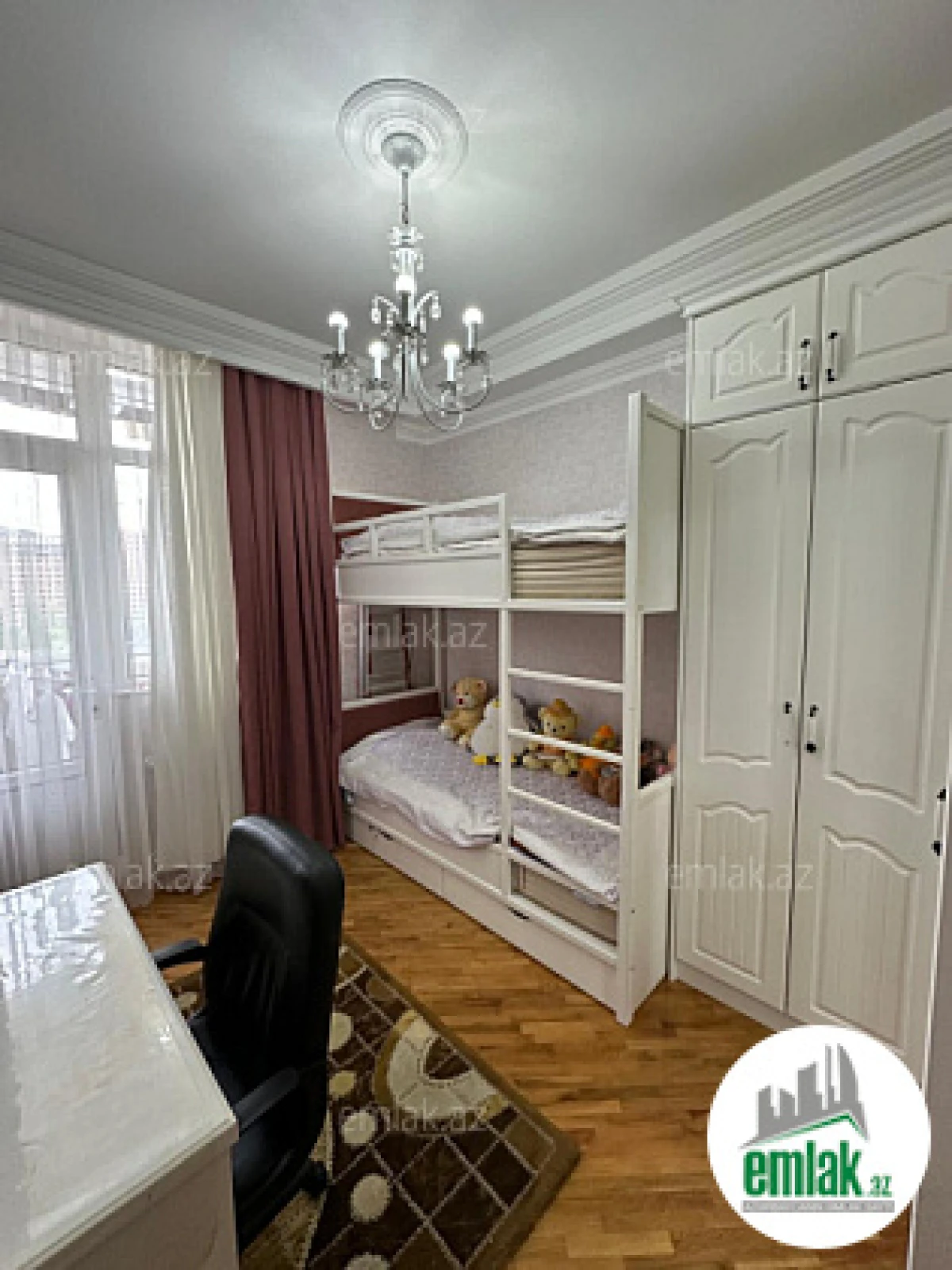 Satılır 3 otaqlı yeni tikili 80 m²