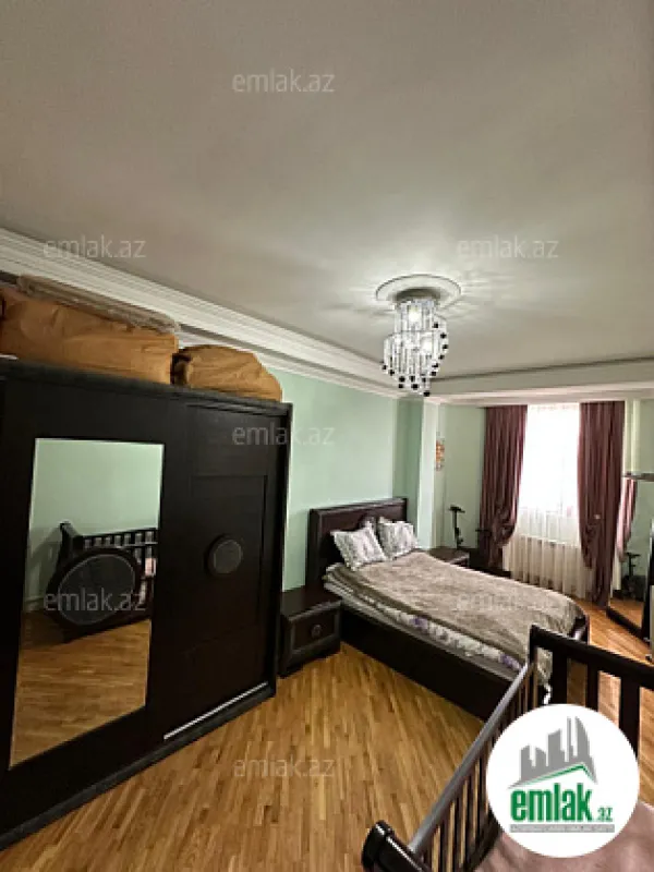 Satılır 3 otaqlı yeni tikili 80 m²