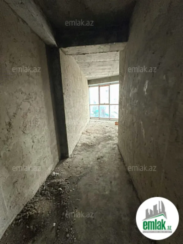 Satılır 4 otaqlı yeni tikili 200 m²