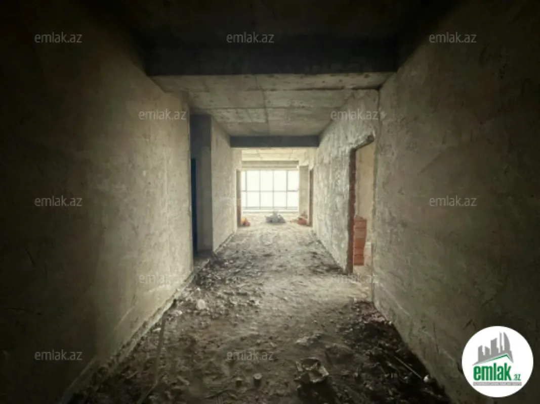 Satılır 4 otaqlı yeni tikili 200 m²