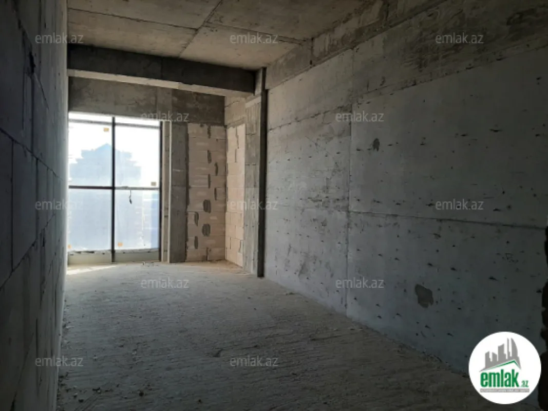 Satılır 3 otaqlı yeni tikili 130 m²