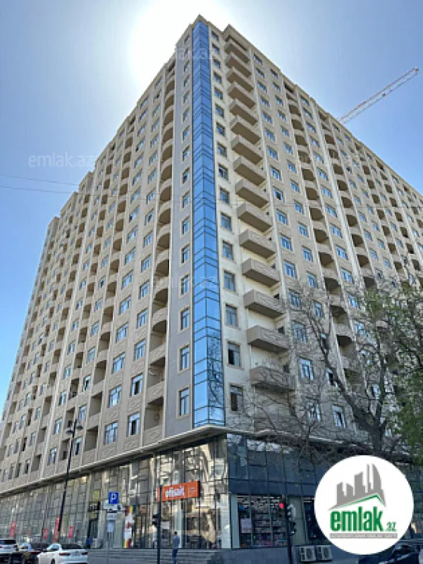 Satılır 3 otaqlı yeni tikili 130 m²