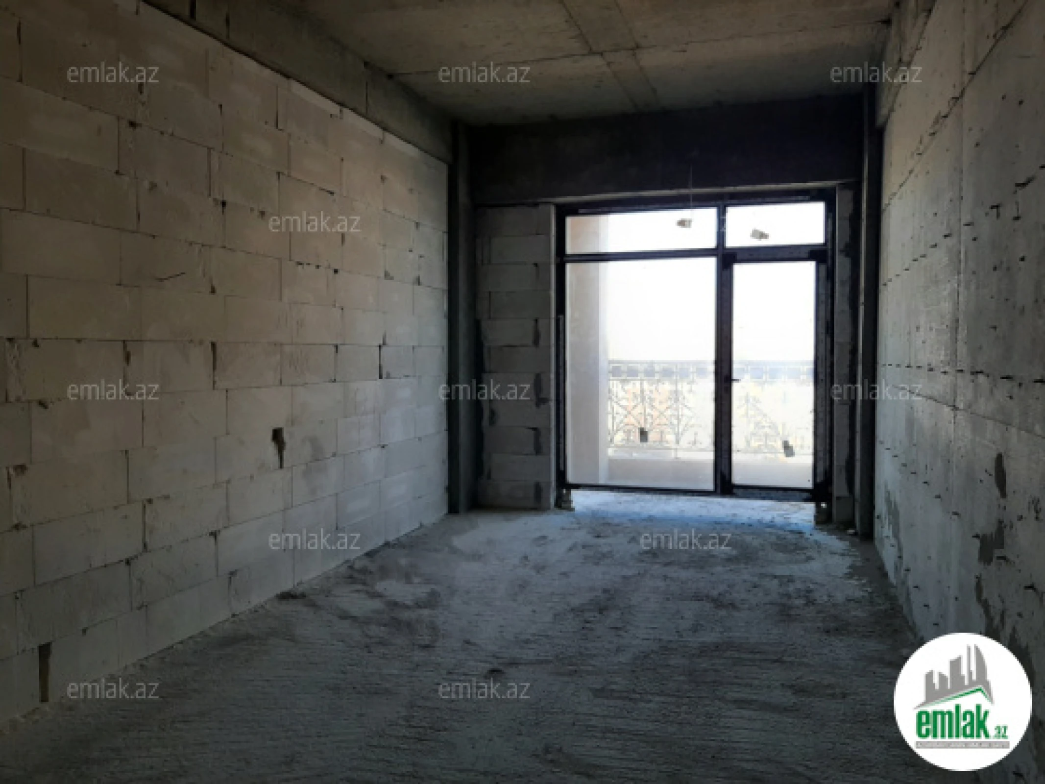 Satılır 3 otaqlı yeni tikili 130 m²