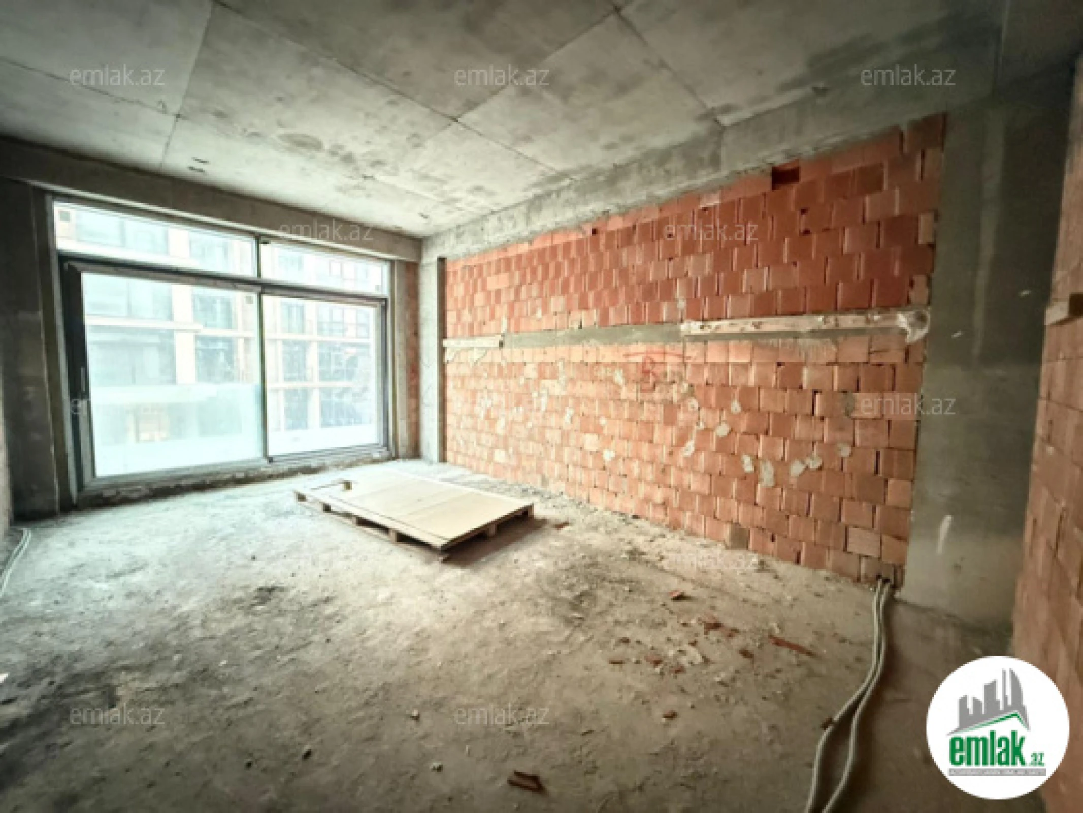 Satılır 2 otaqlı yeni tikili 104 m²