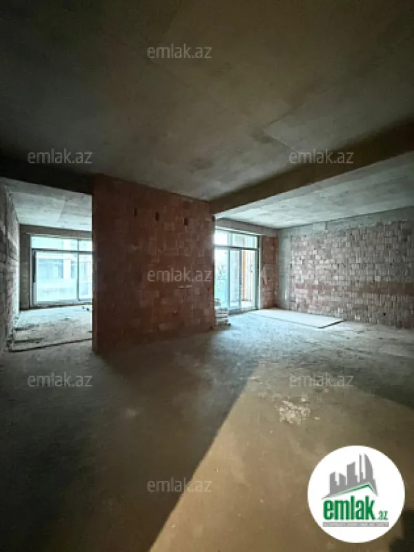 Satılır 2 otaqlı yeni tikili 104 m²