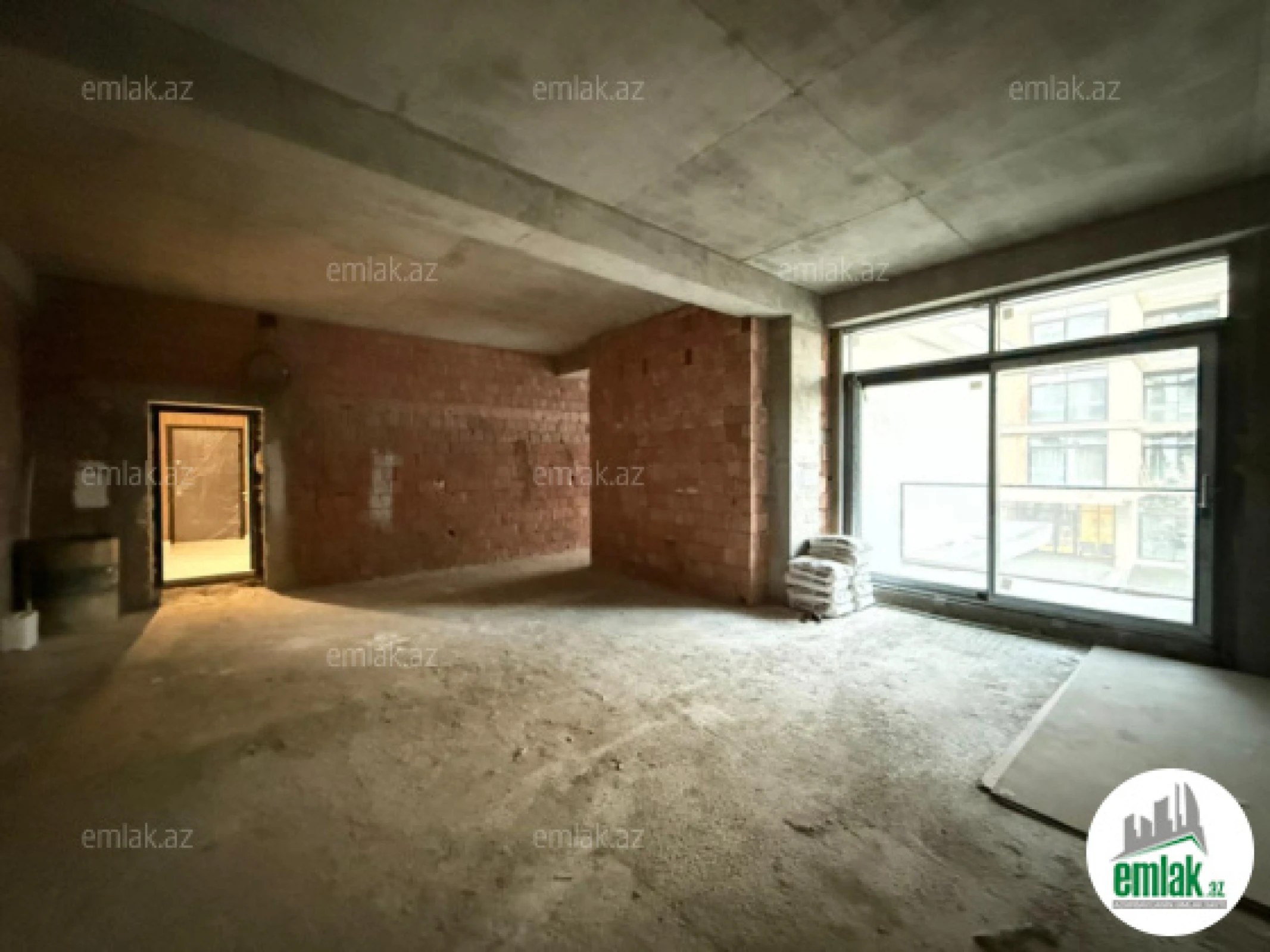 Satılır 2 otaqlı yeni tikili 104 m²