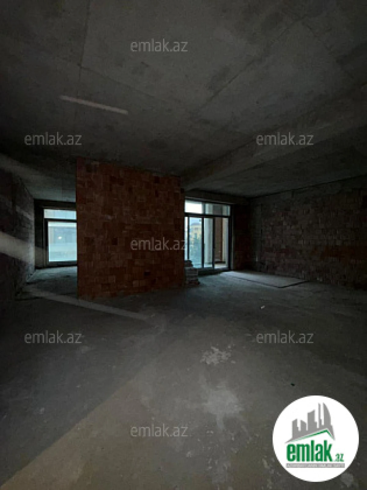 Satılır 2 otaqlı yeni tikili 104 m²