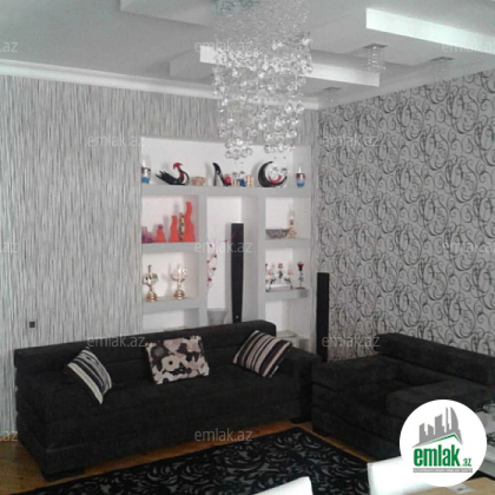 Satılır 3 otaqlı yeni tikili 120 m²