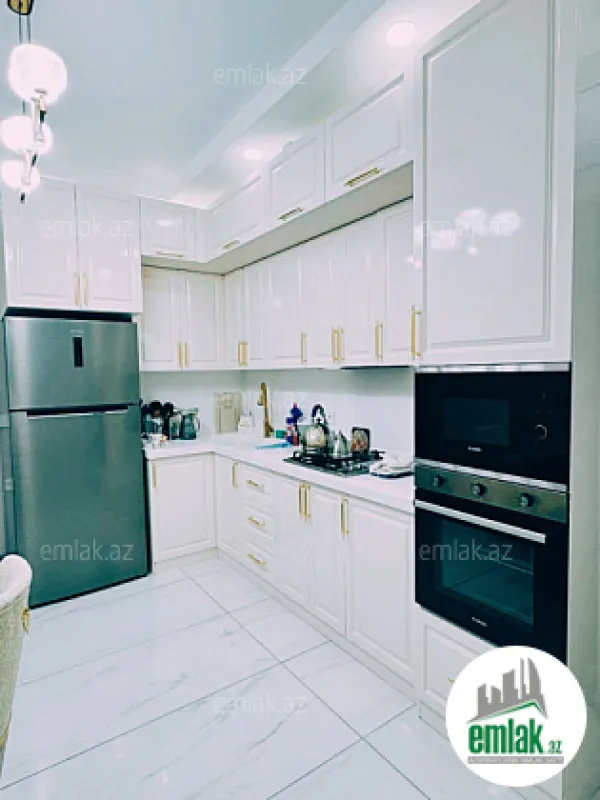 Satılır 2 otaqlı yeni tikili 82 m²
