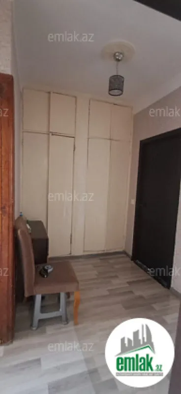 Satılır 2 otaqlı köhnə tikili 52 m²