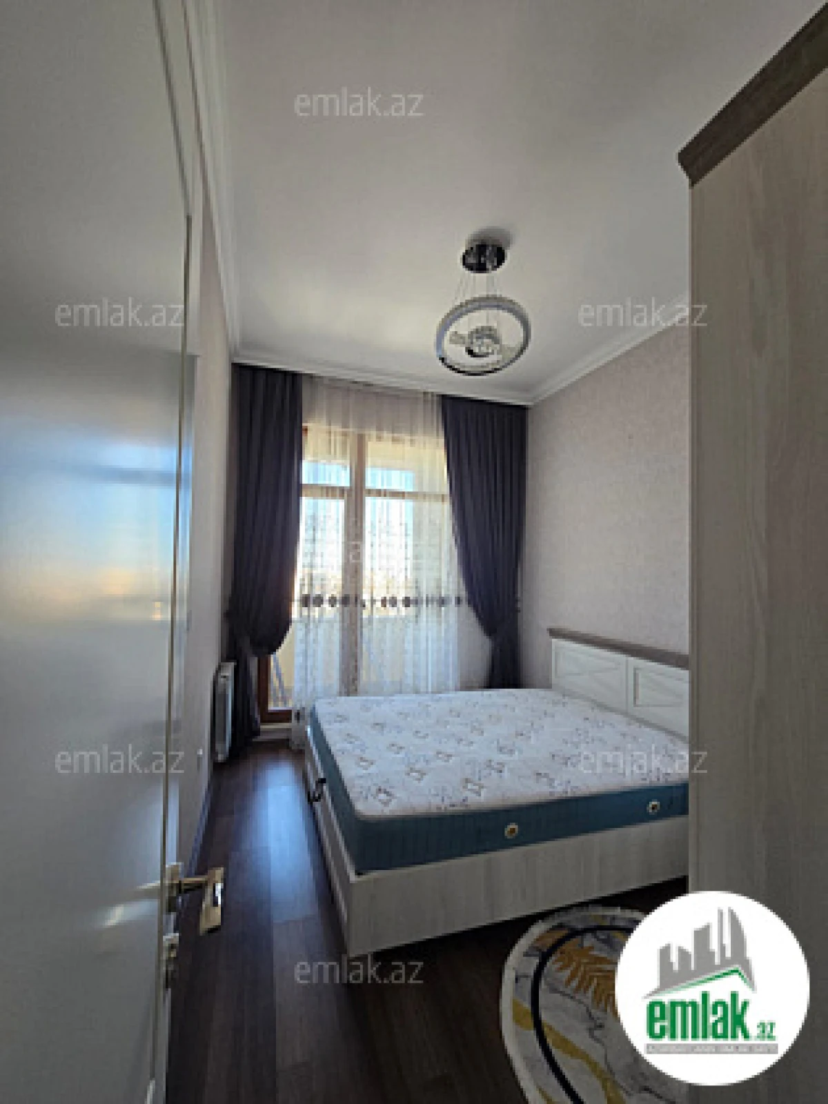 Satılır 2 otaqlı yeni tikili 50 m²