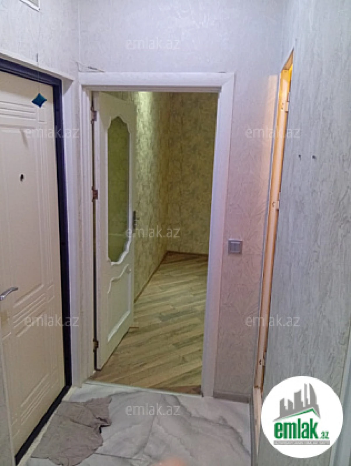 Satılır 2 otaqlı köhnə tikili 50 m²