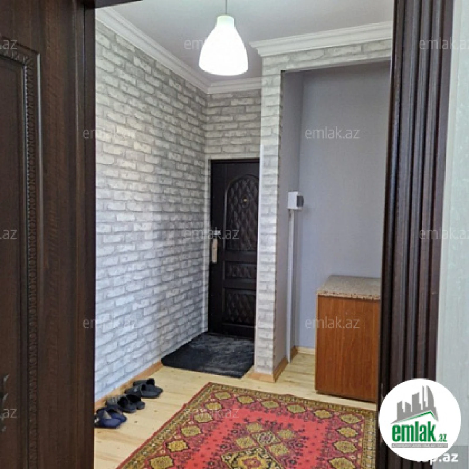 Satılır 3 otaqlı köhnə tikili 90 m²