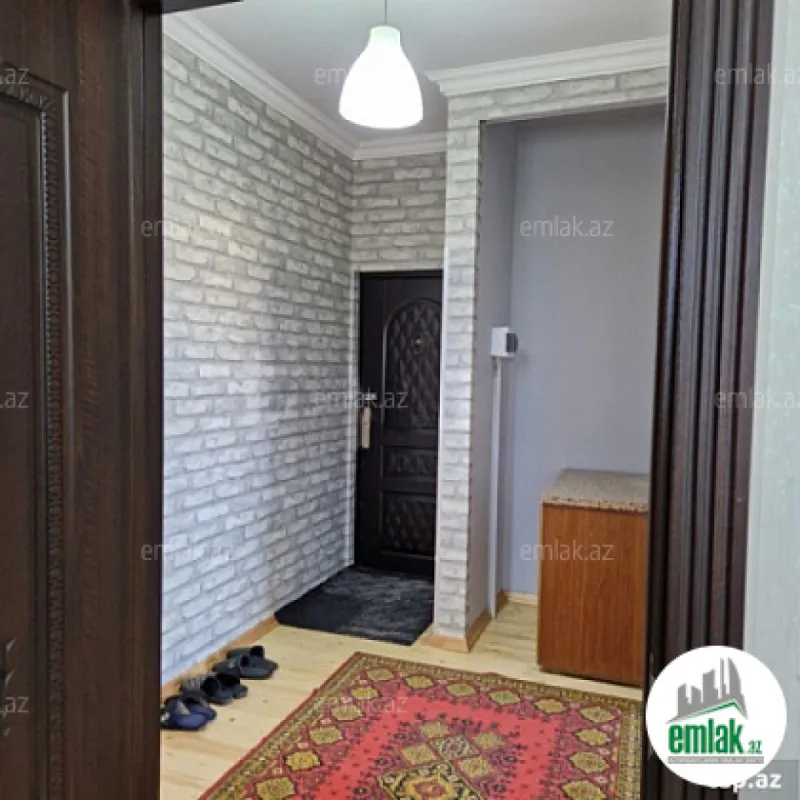 Satılır 3 otaqlı köhnə tikili 90 m²