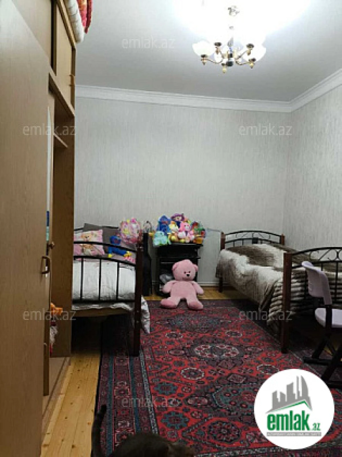 Satılır 3 otaqlı köhnə tikili 90 m²