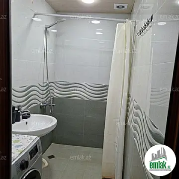 Satılır 3 otaqlı köhnə tikili 90 m²