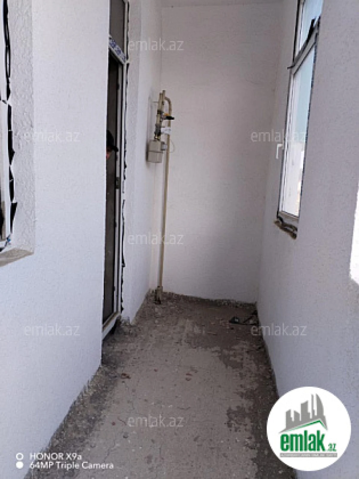 Satılır 2 otaqlı yeni tikili 60 m²