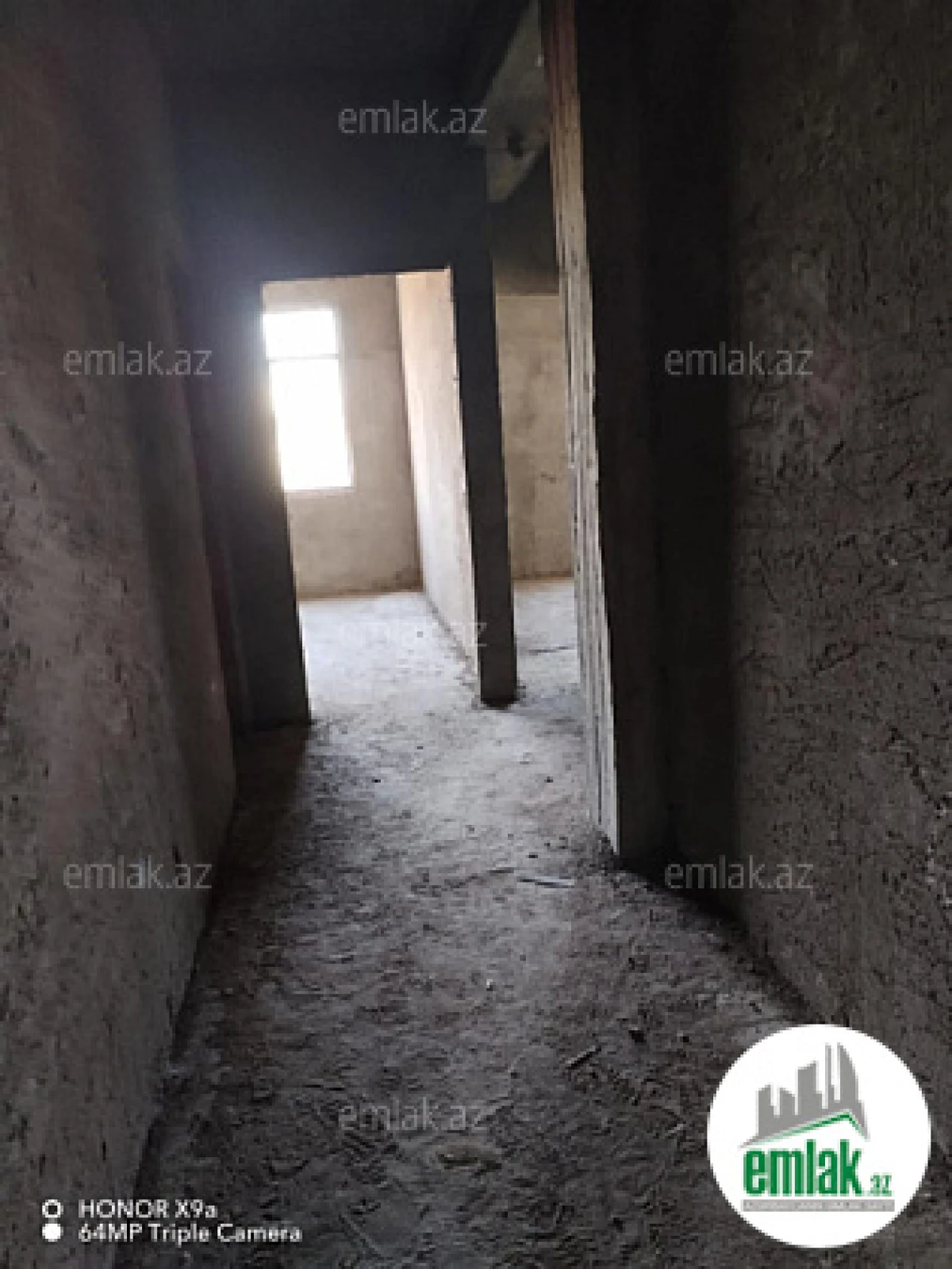 Satılır 2 otaqlı yeni tikili 60 m²