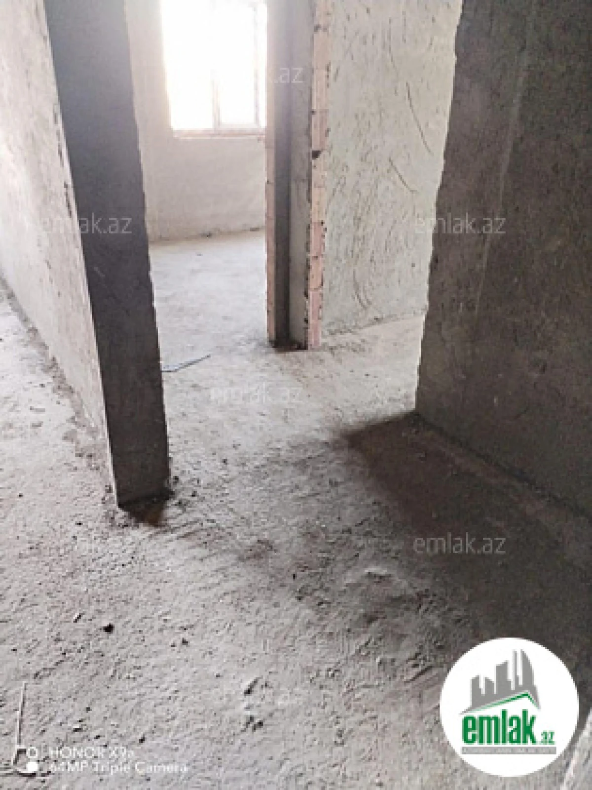 Satılır 2 otaqlı yeni tikili 60 m²