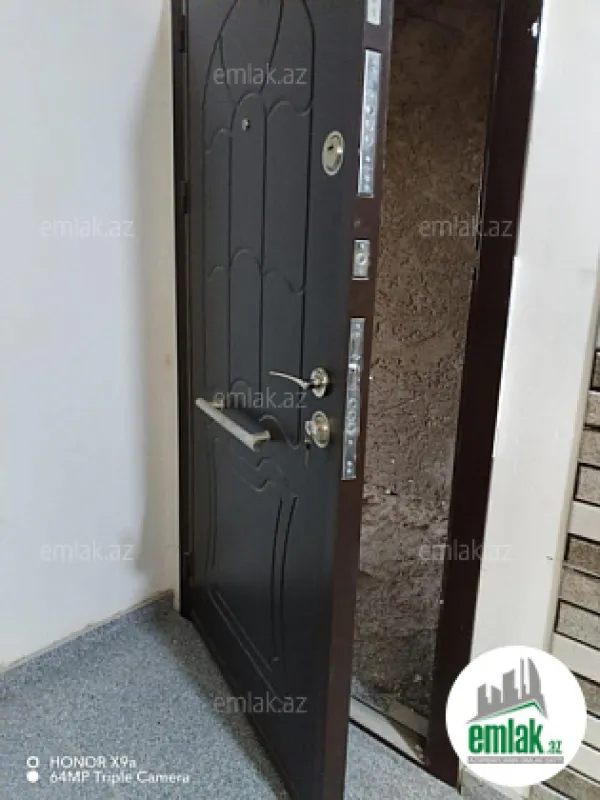 Satılır 2 otaqlı yeni tikili 60 m²