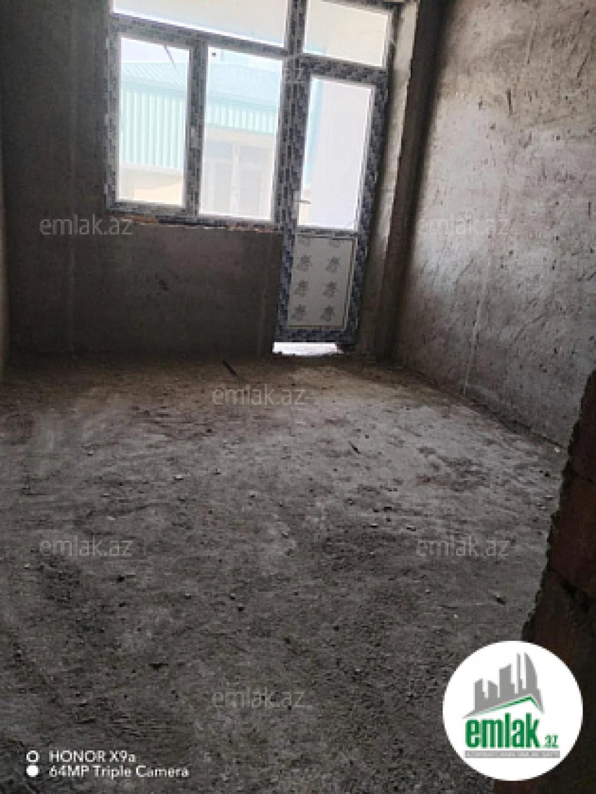 Satılır 2 otaqlı yeni tikili 60 m²