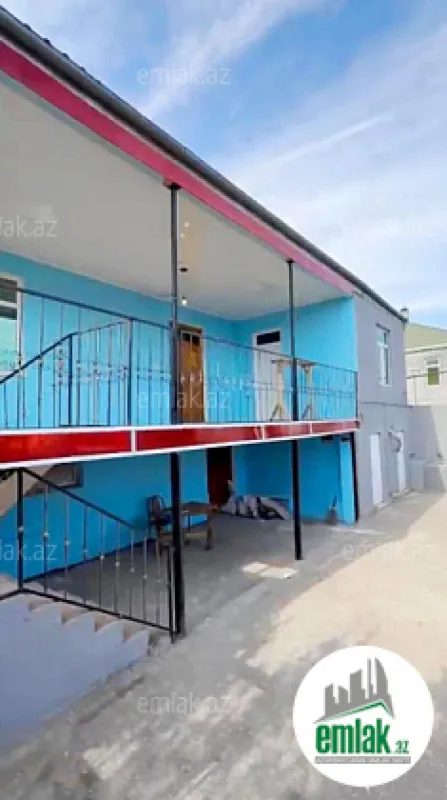 Satılır 8 otaqlı həyət evi 288 m²