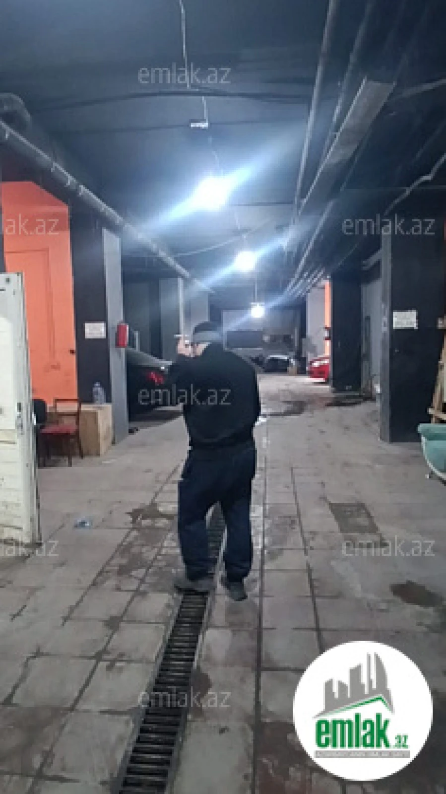 Satılır qaraj 396 m²
