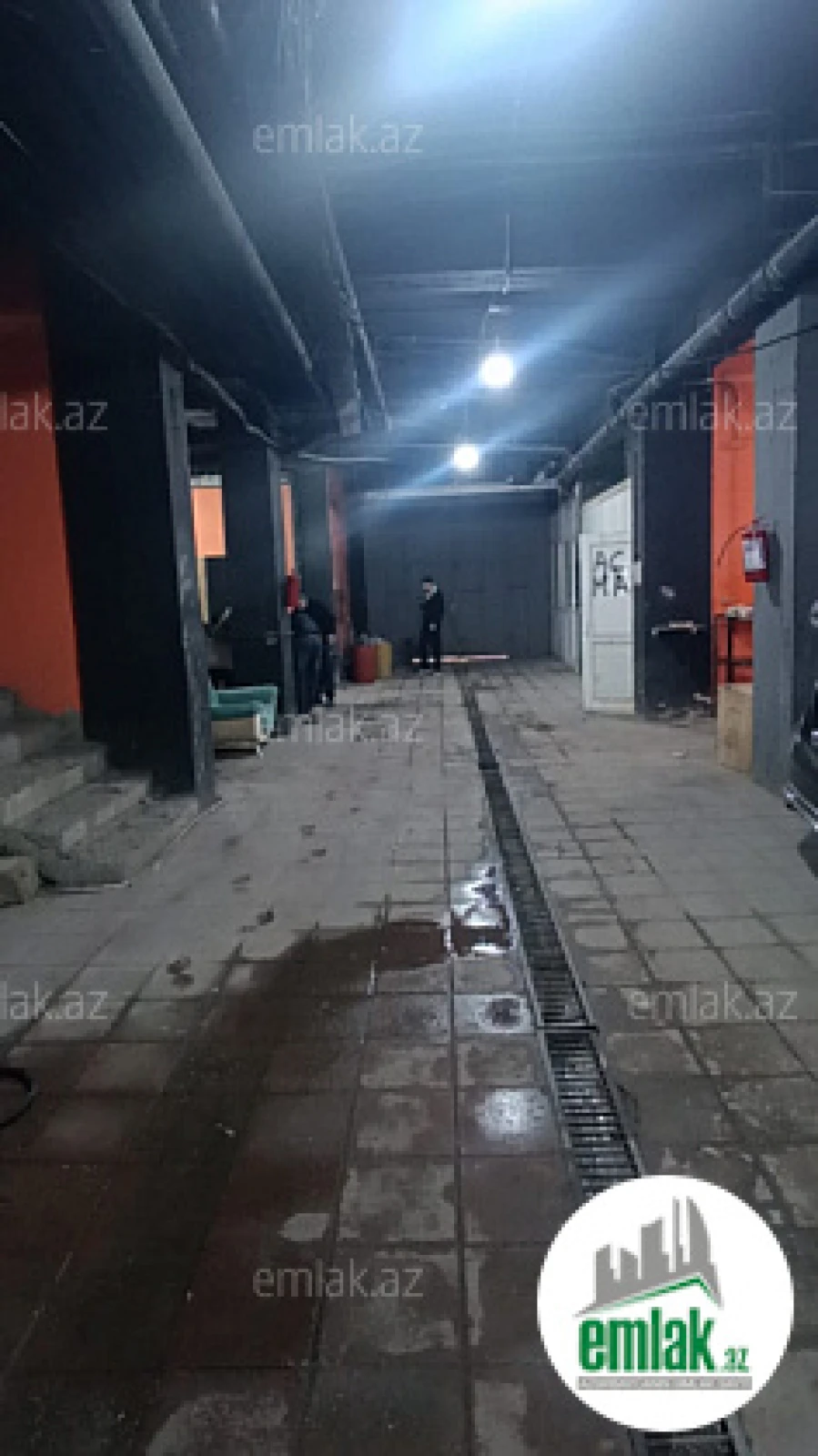 Satılır qaraj 396 m²