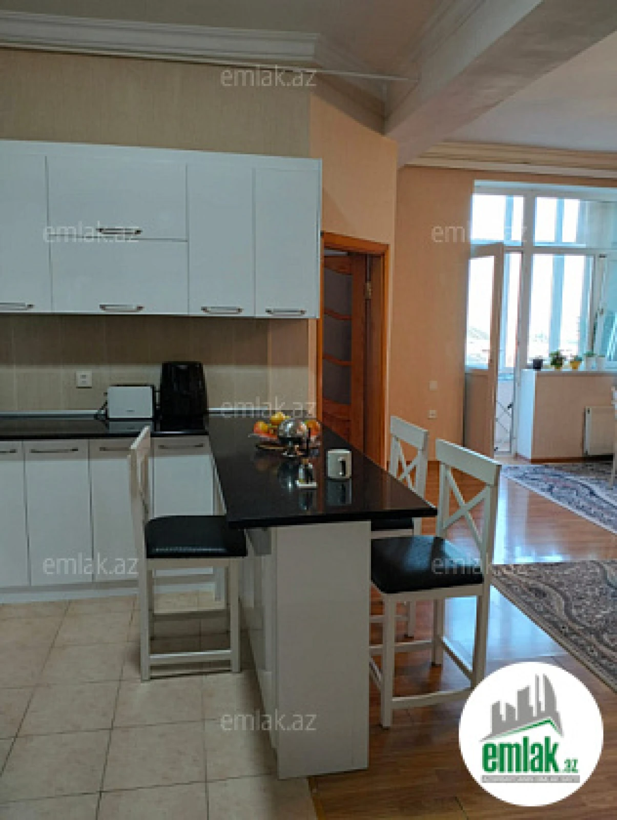 Satılır 2 otaqlı yeni tikili 75 m²