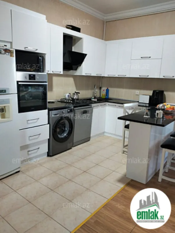 Satılır 2 otaqlı yeni tikili 75 m²