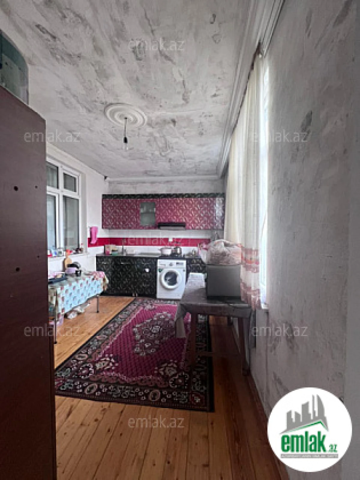 Satılır 4 otaqlı həyət evi 140 m²