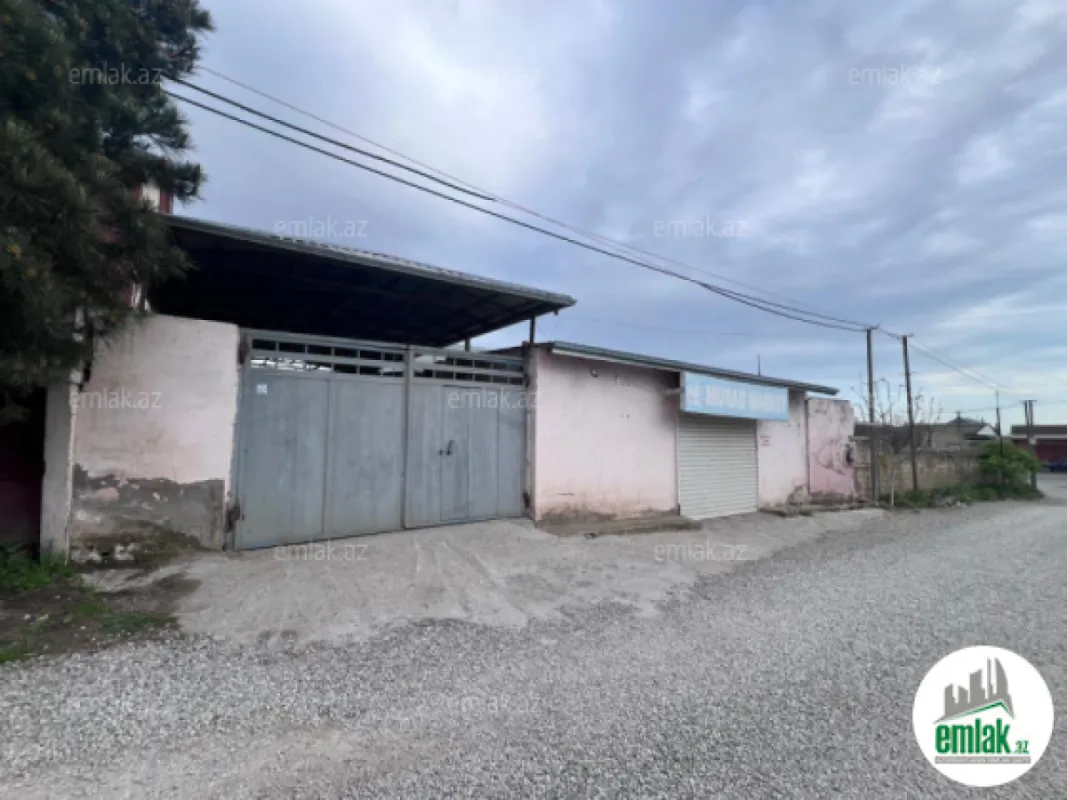 Satılır 4 otaqlı həyət evi 140 m²