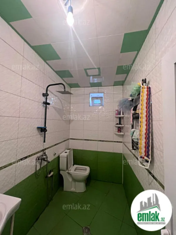 Satılır 4 otaqlı həyət evi 140 m²