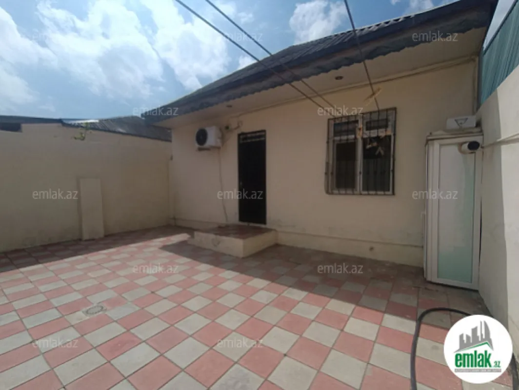 Satılır 2 otaqlı həyət evi 65 m²