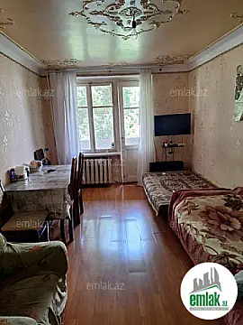 Satılır 2 otaqlı köhnə tikili 55 m²