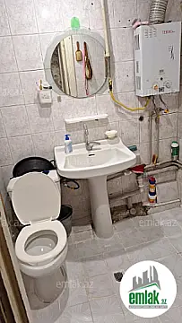 Satılır 2 otaqlı köhnə tikili 55 m²