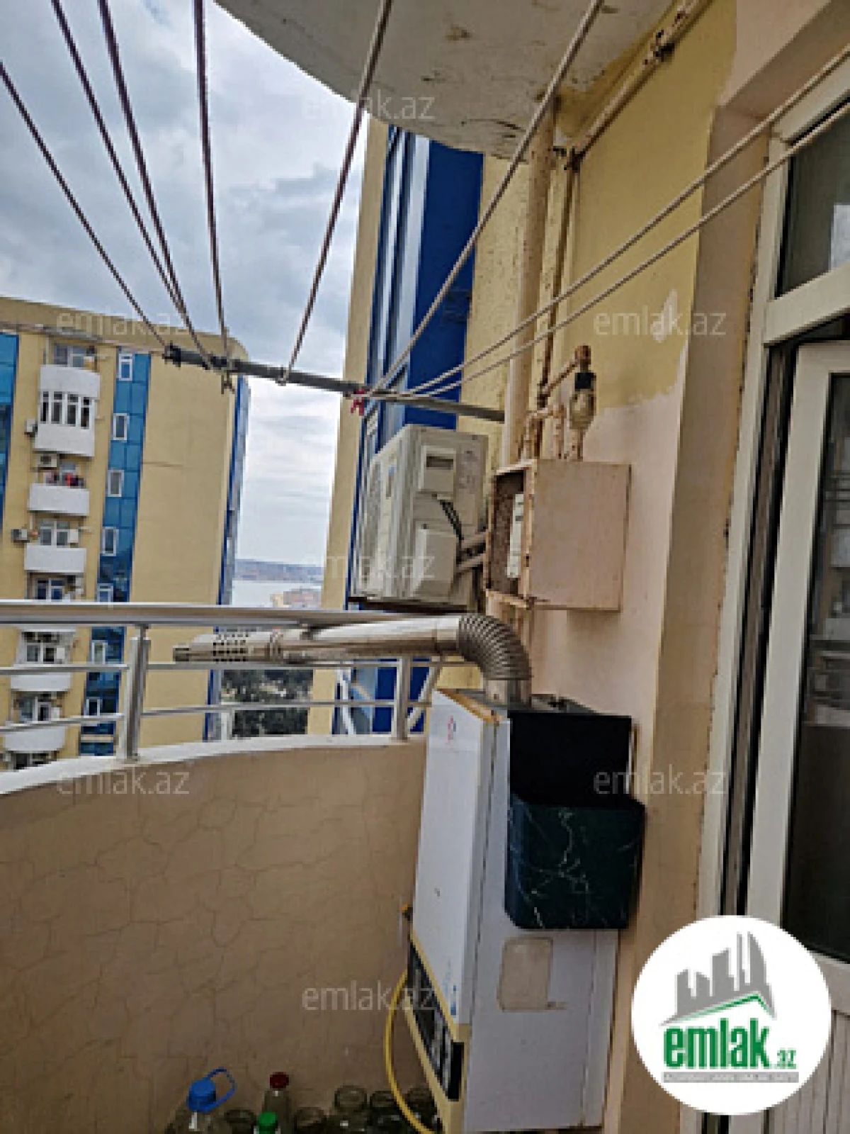 Satılır 3 otaqlı yeni tikili 80 m²