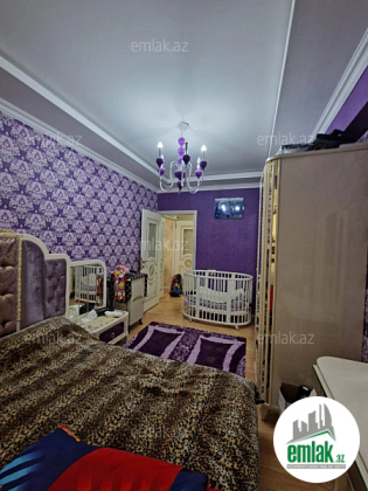 Satılır 3 otaqlı yeni tikili 80 m²