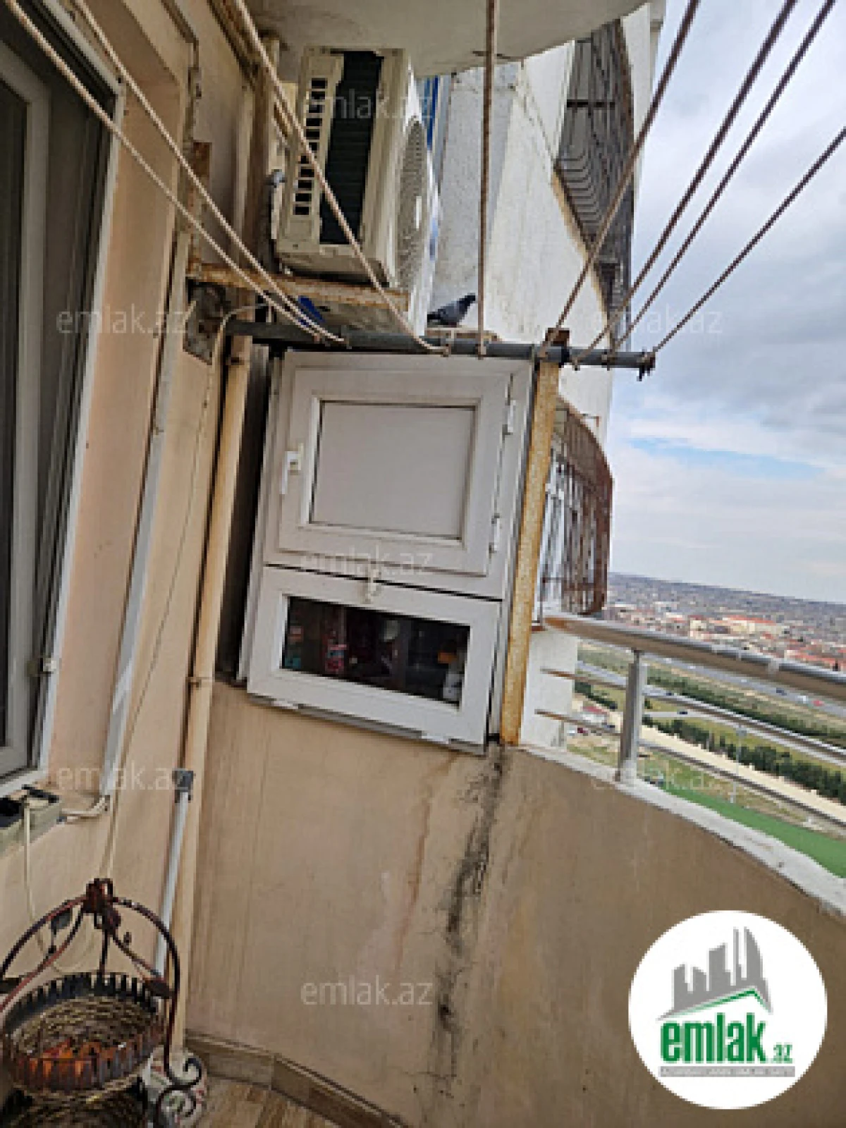 Satılır 3 otaqlı yeni tikili 80 m²