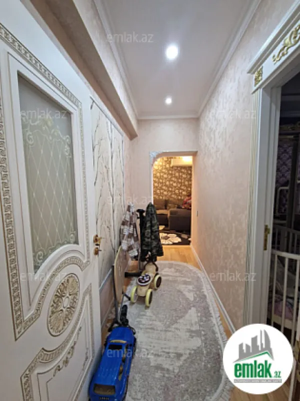 Satılır 3 otaqlı yeni tikili 80 m²