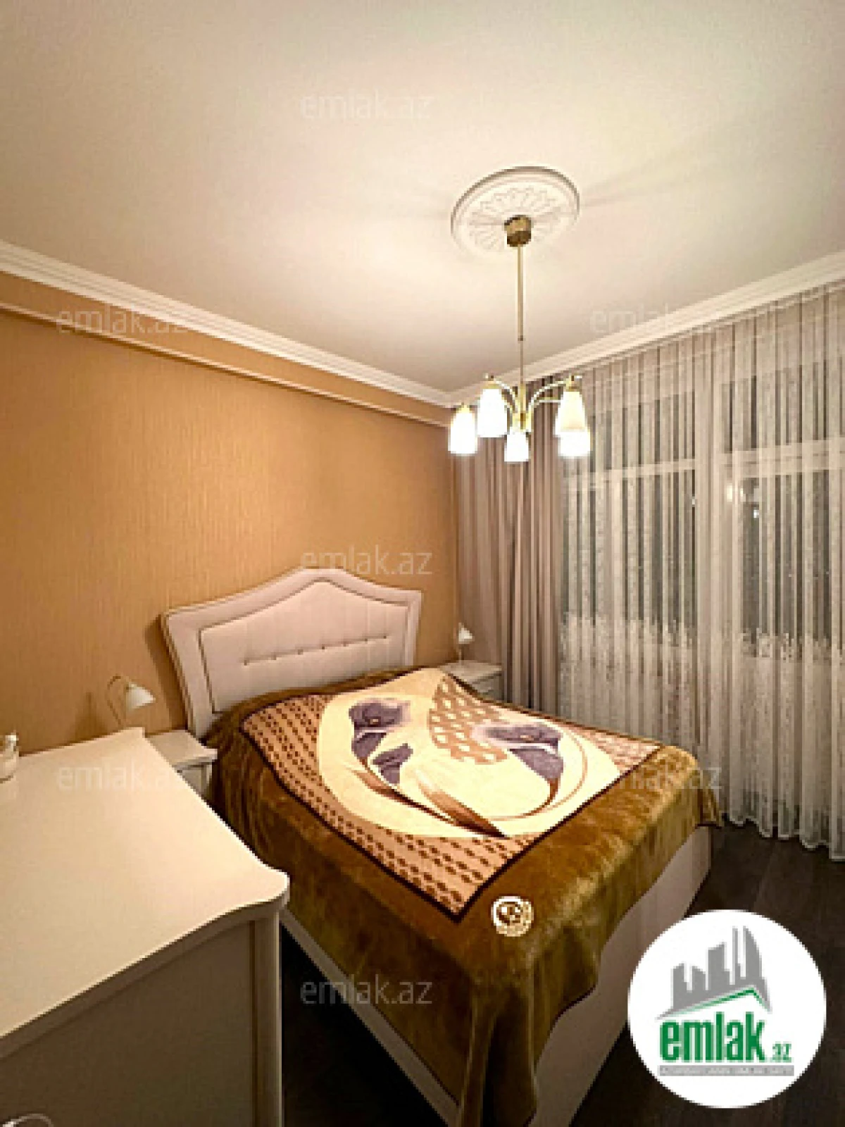 Satılır 2 otaqlı yeni tikili 70 m²