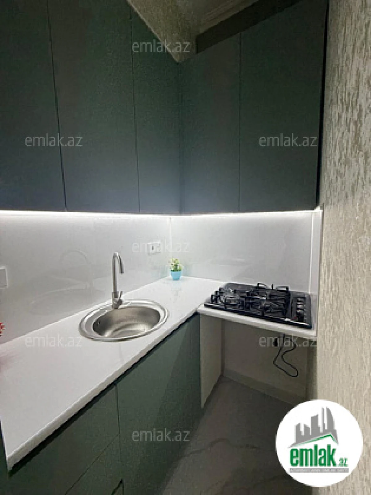 Satılır 2 otaqlı yeni tikili 52 m²