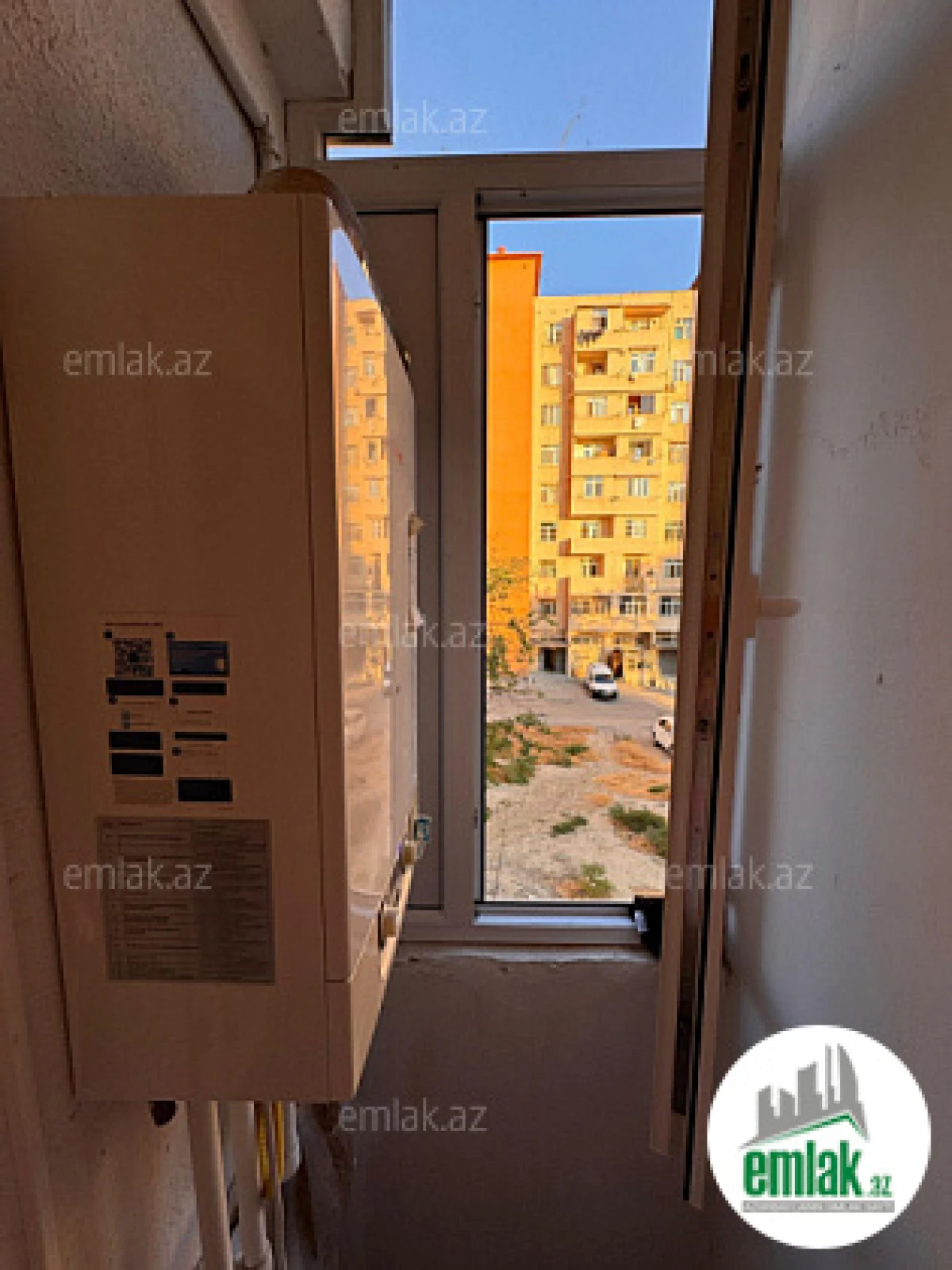 Satılır 4 otaqlı yeni tikili 135 m²