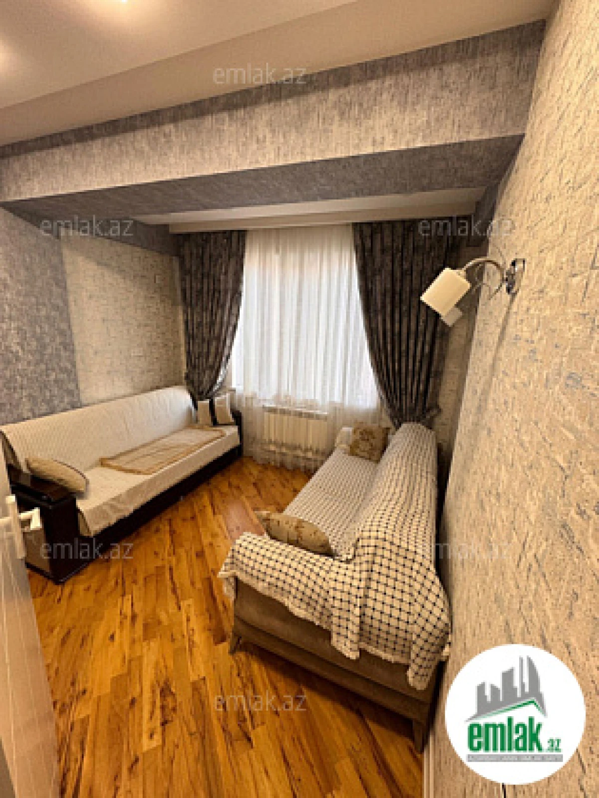 Satılır 4 otaqlı yeni tikili 135 m²