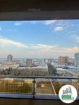 Satılır 4 otaqlı yeni tikili 220 m² — Bakı 4 otaq 220.00 m²
